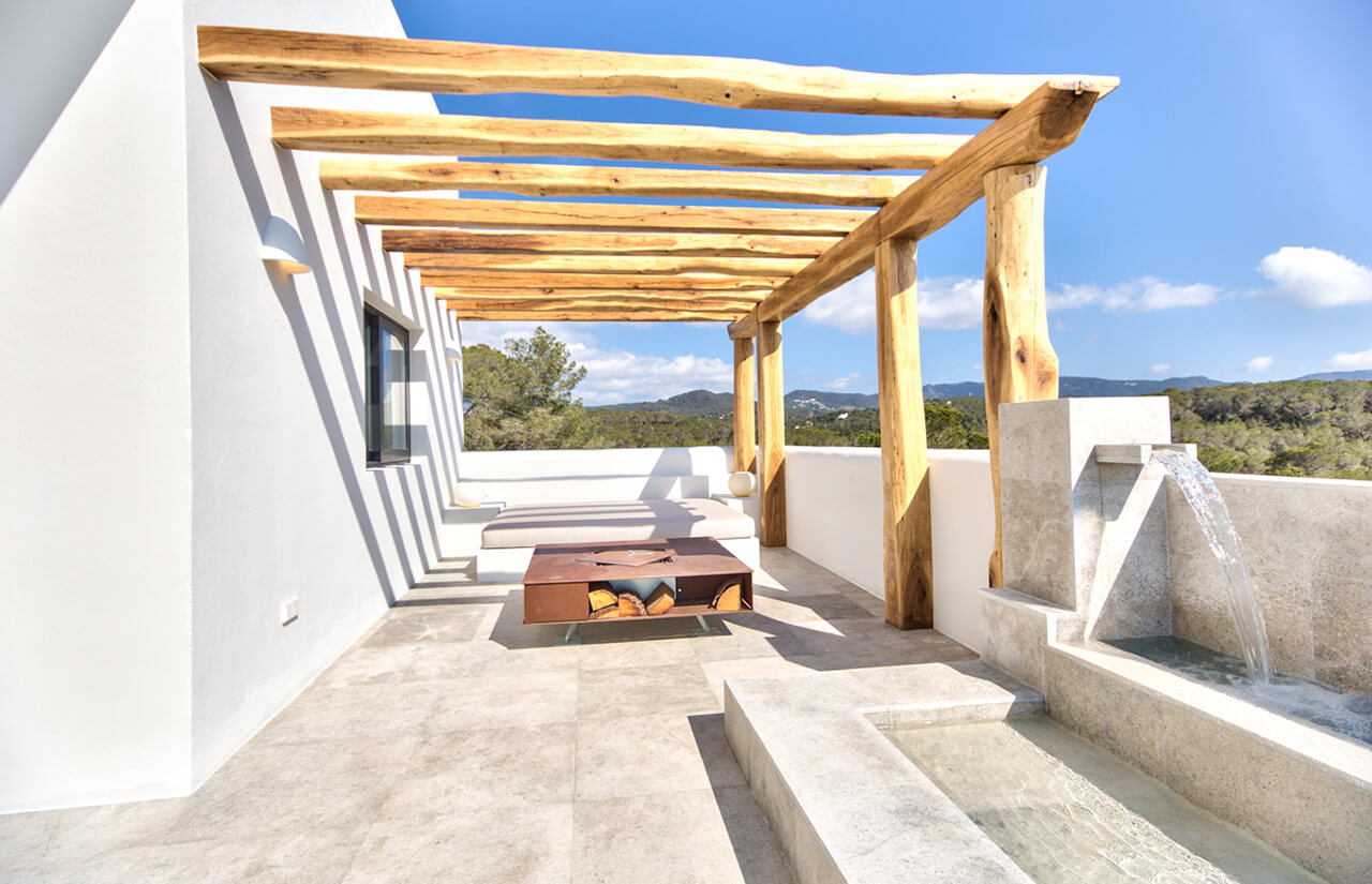 CAM20252-HDR CAM20252-HDR