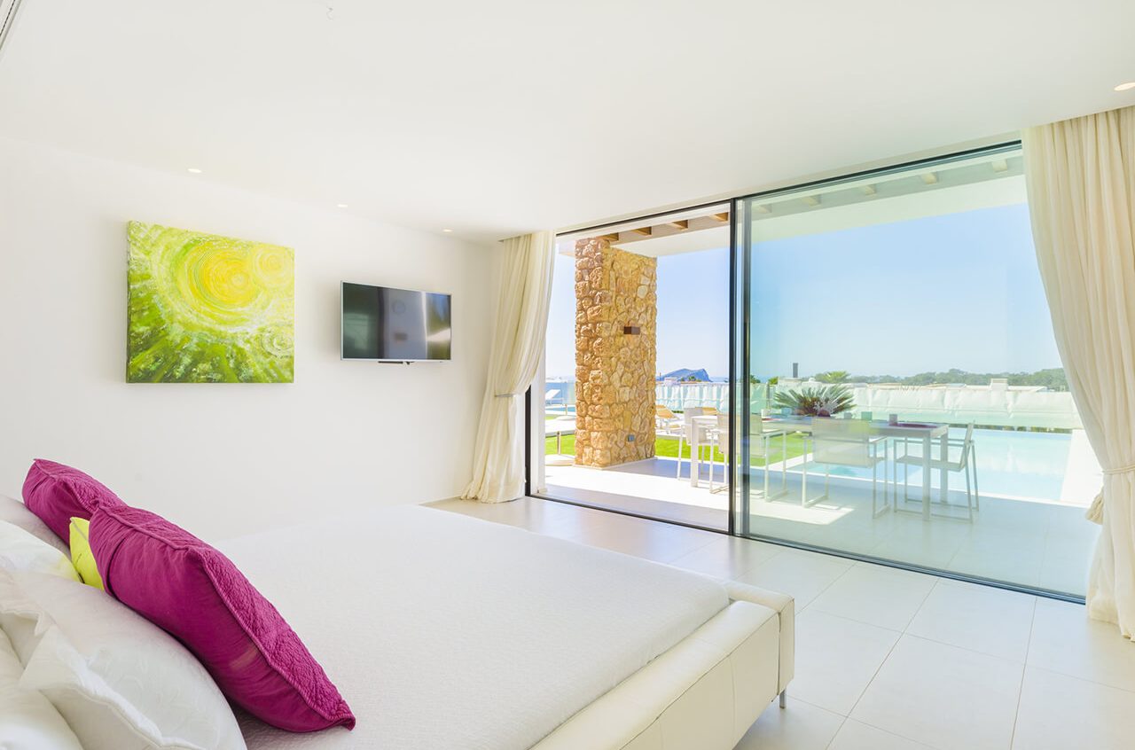 LAGOON (3) LAGOON (3)