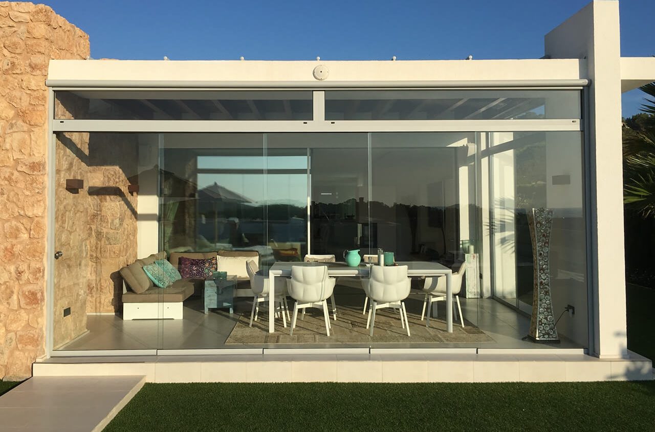 LAGOON (48) LAGOON (48)