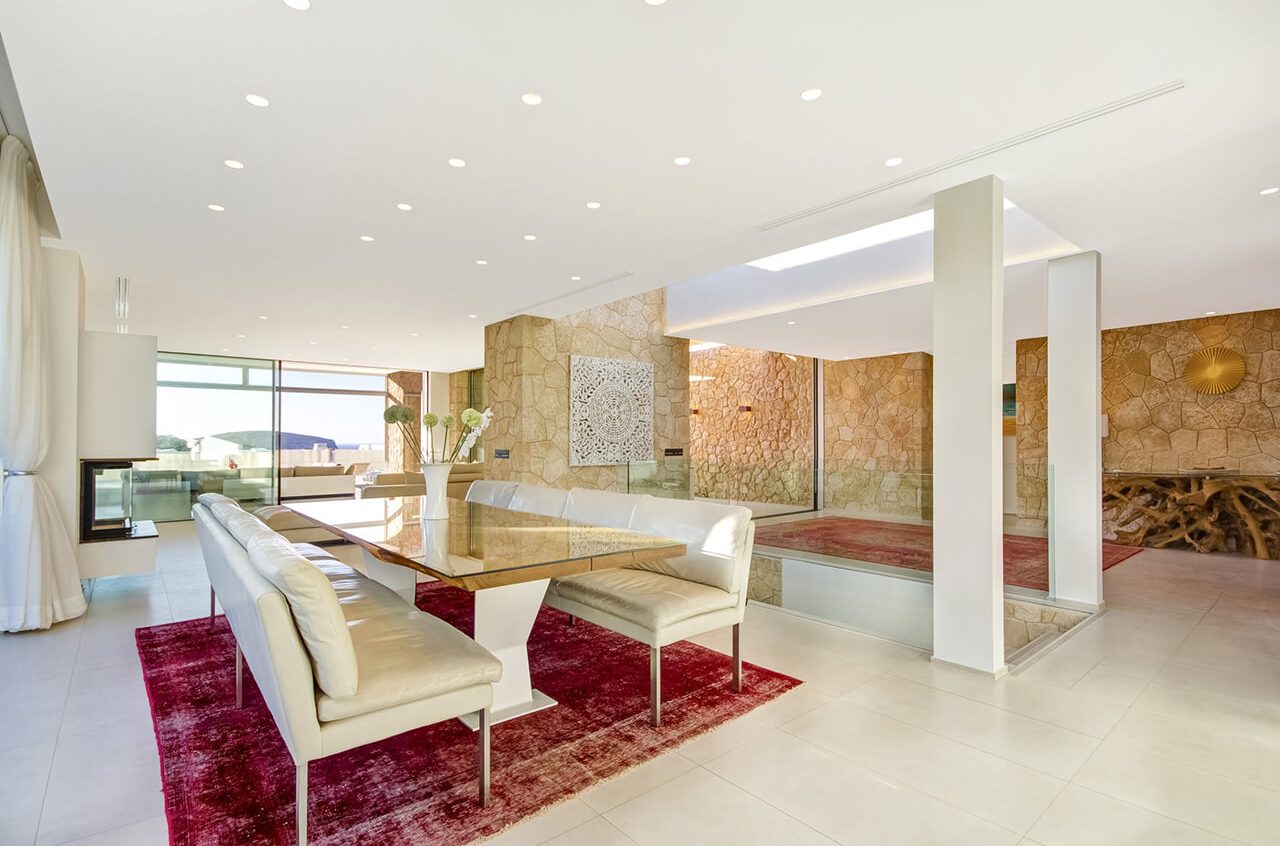 LAGOON (57) LAGOON (57)