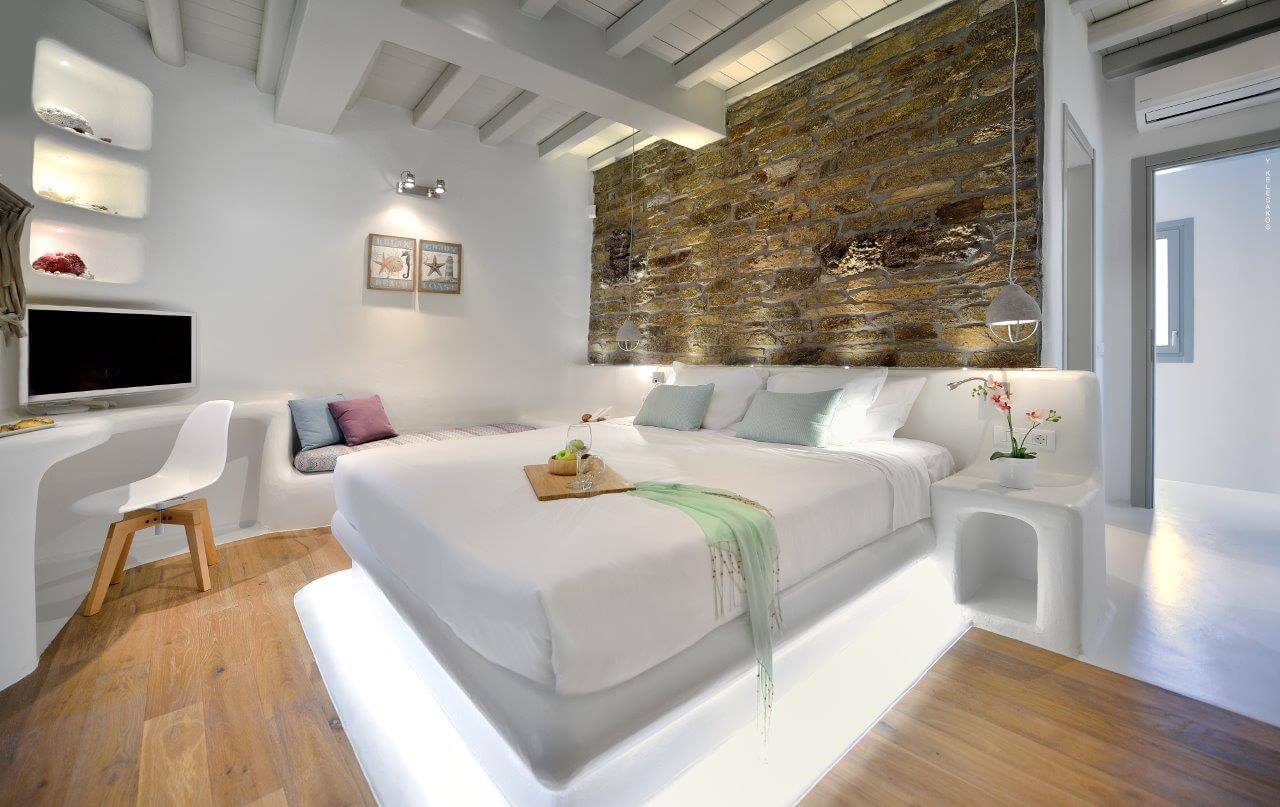 25_MASTER-BEDROOM_DSC2459